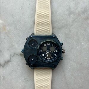 Rocawear Blue and Cream Smartwatch with Rugged Design